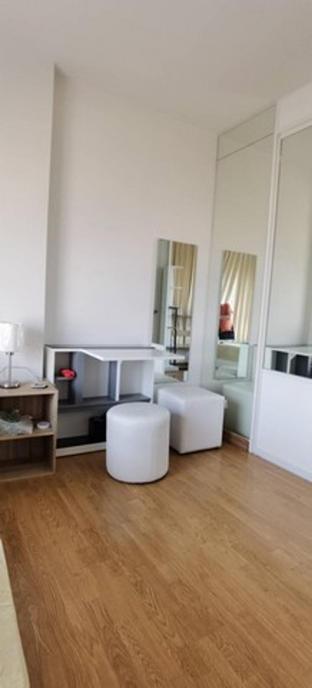 ให้เช่า Parkland grand taksin ขนาด 35 ตรม. ชั้น 24 ใกล้ BTS ตลาดพลู