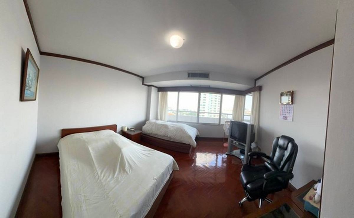 ขายคอนโด บางกอกริเวอร์มารีน่า ขนาด 251 ตรม. ทุกห้องมองเห็น วิวแม่น้ำเจ้าพระยา แบบพาโนรามา ติด MRT สายสีน้ำเงิน