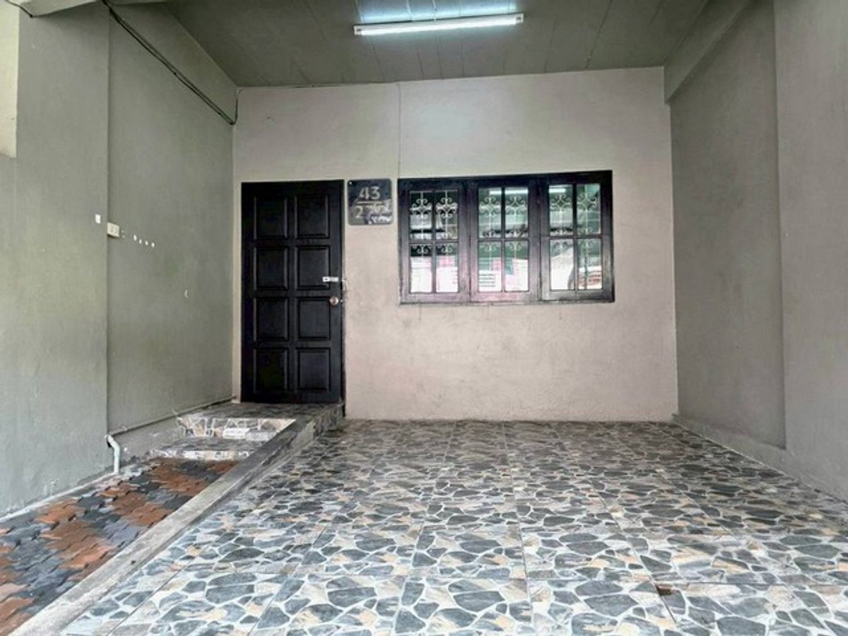 ให้เช่าทาวน์เฮ้าส์ 2 ชั้น 3 ห้องนอน หมู่บ้านตวงทอง 6 ใกล้บิ๊กซี กัลปพฤกษ์ ซอยกำนันแม้น 13