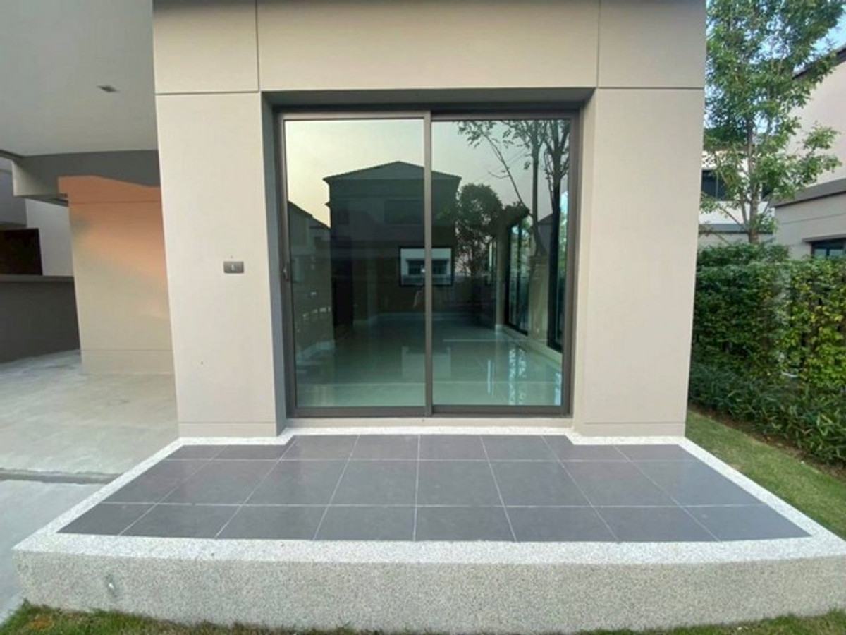 ให้เช่า บ้านแฝดหลังมุม โครงการวี คอมพาวด์ ราชพฤกษ์-ปิ่นเกล้า หลังมุม 2 ชั้น เฟอร์ครบ ใกล้เซ็นทรัล เวสต์วิลล์