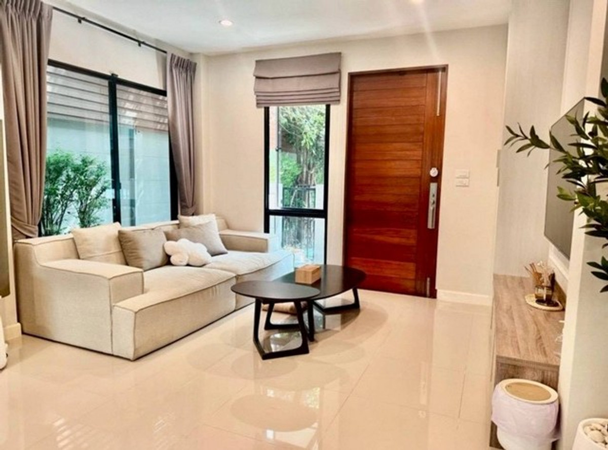 ให้เช่าบ้านแฝด 2 ชั้น พื้นที่ใช้สอย 154 ตร.ม.โครงการ นินญา ติด ถนนกัลปพฤกษ์ บ้านตกแต่ง Built-in ทั้งหลัง