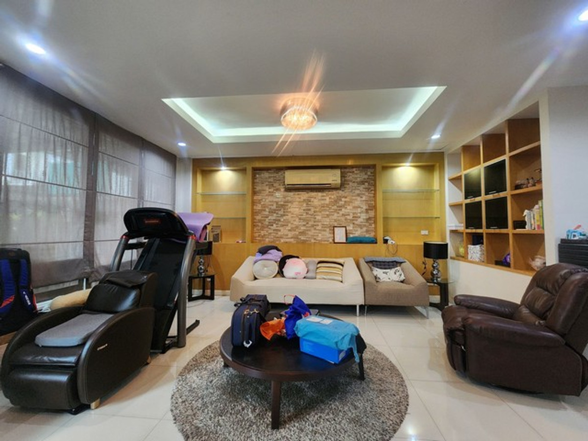 ขายทาวน์โฮม 3 ชั้น ตกแต่งพร้อมอยู่ โครงการ ฟูลเฮาส์ บางแวก94 ถนนกว้าง เหมาะทำโฮมออฟฟิต ใกล้แหล่งชุมชน