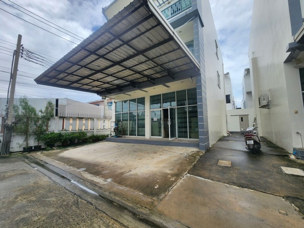 ขายทาวน์โฮม ตึกเดี่ยว 3 ชั้น โครงการ ฟูลเฮาส์ บางแวก 94 ถนนกว้าง เหมาะทำโฮมออฟฟิต ใกล้แหล่งชุมชน