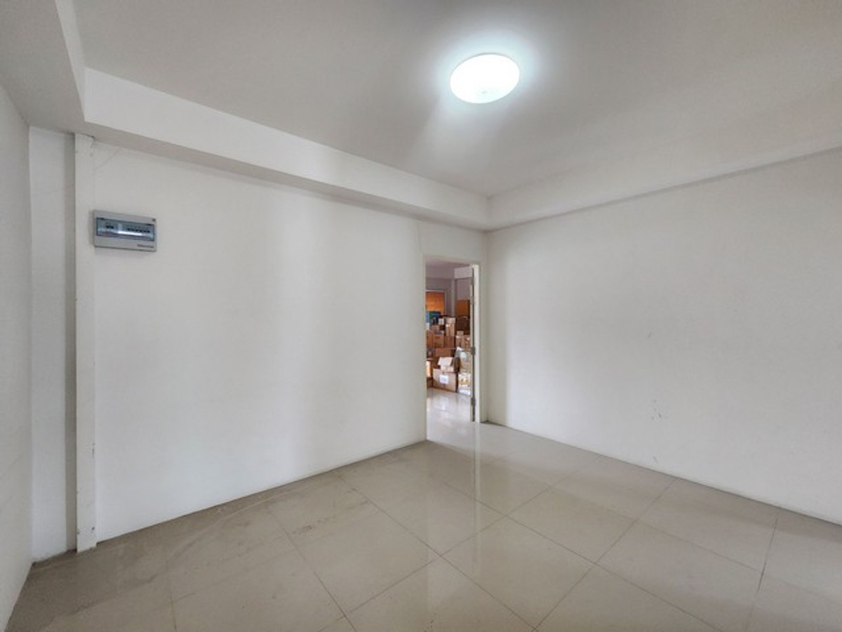 ขายทาวน์โฮม ตึกเดี่ยว 3 ชั้น โครงการ ฟูลเฮาส์ บางแวก 94 ถนนกว้าง เหมาะทำโฮมออฟฟิต ใกล้แหล่งชุมชน