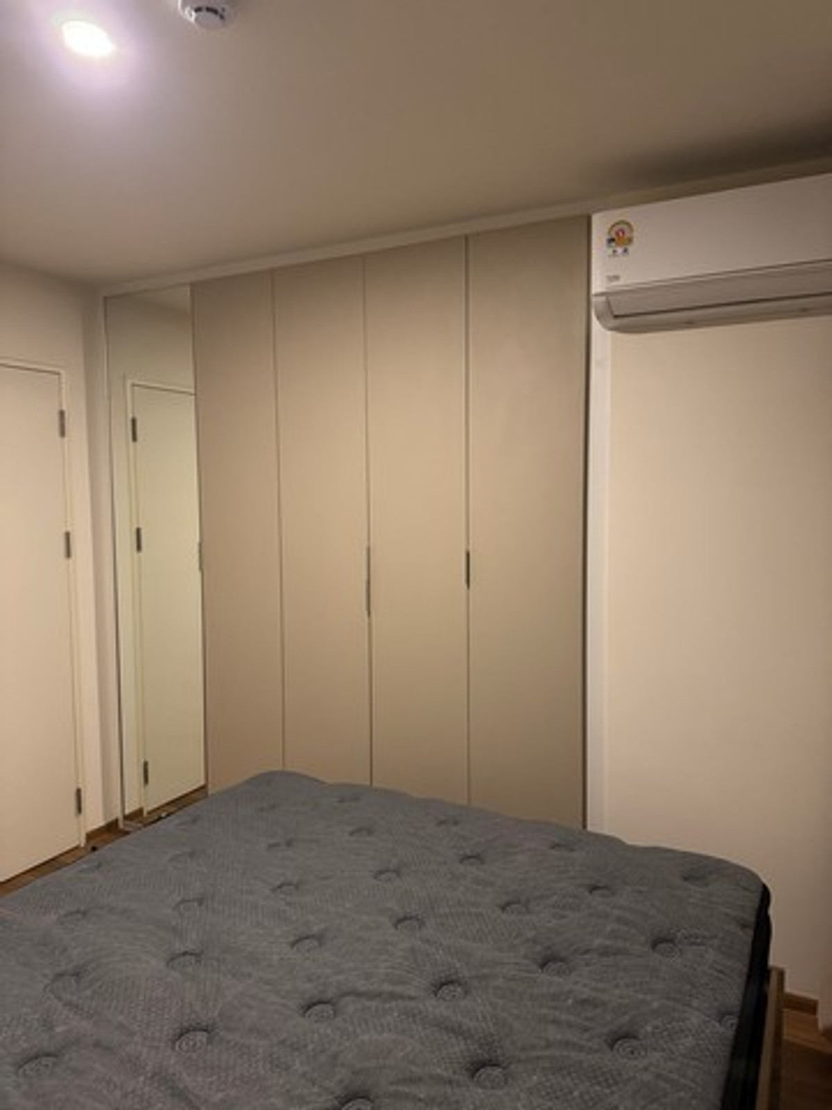 คอนโดให้เช่า ลุมพินี เอกชัย 48 ขนาด 1 นอน 34 ตรม, พร้อมเฟอร์ครบ มีเครื่องซักผ้า