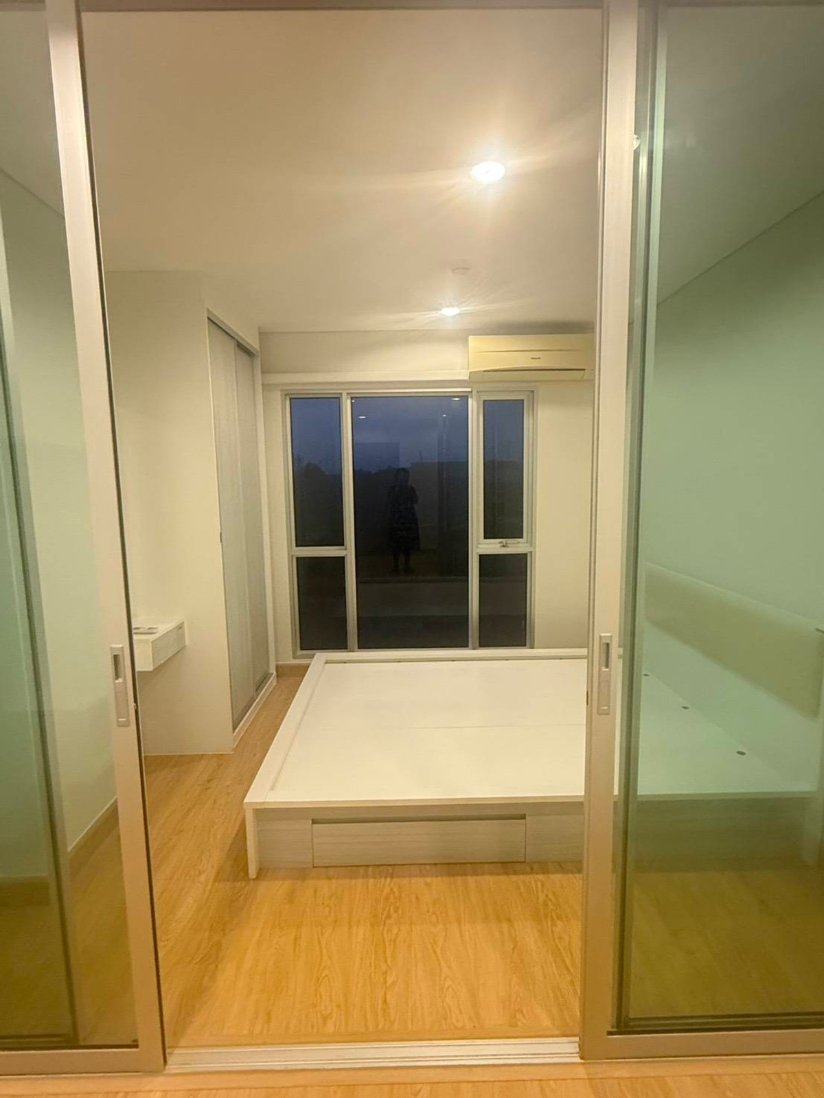 ขายคอนโด เซอราโน่ พระราม 2 ขนาด 28 ตรม. เฟอร์บิ้วอินครบ ใกล้เซ็นทรัล พระรามสอง