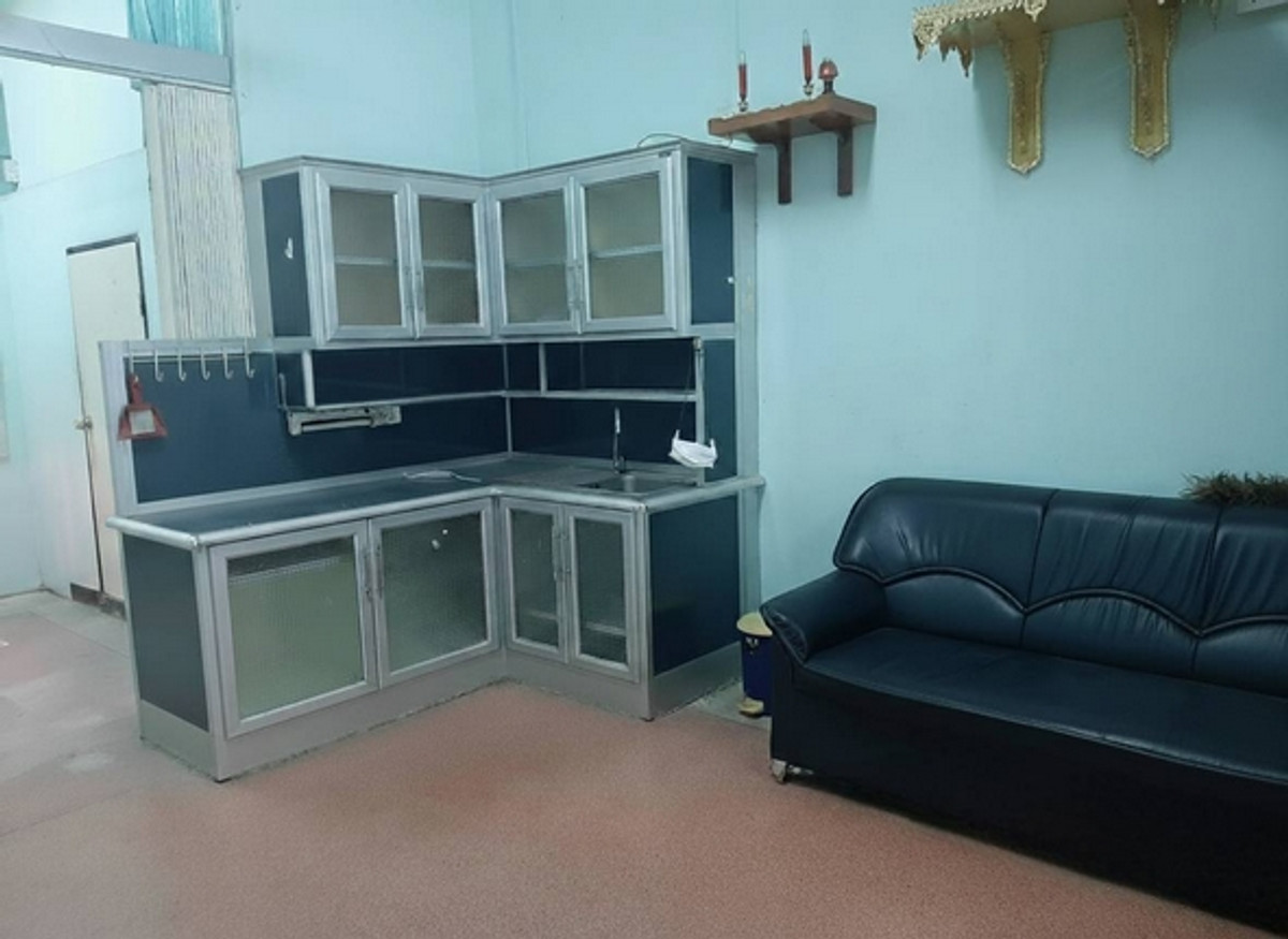 เซ้งอาคารพาณิชย์ให้เช่า 3 ชั้น ซอยพญานาค ใกล้ 7-11 ใกล้ BTS ราชเทวีเพียง 380 เมตร เท่านั้น เหมาะทำสำนักงาน ทำการค้า