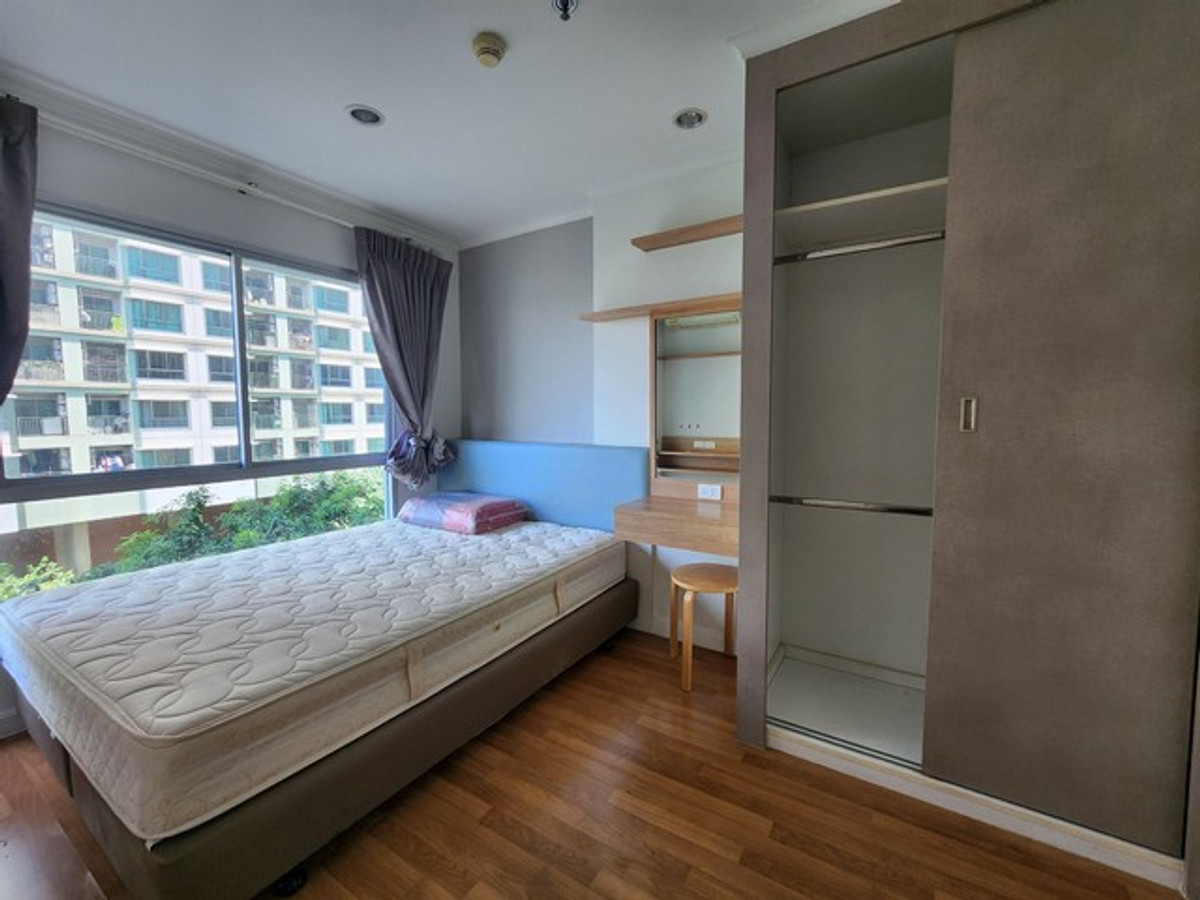 คอนโด ลุมพินี พาร์ค ริเวอร์ไซด์ พระราม3 ขนาด 1 นอน 29 ตรม. เฟอร์ built-in วิวแม่น้ำ