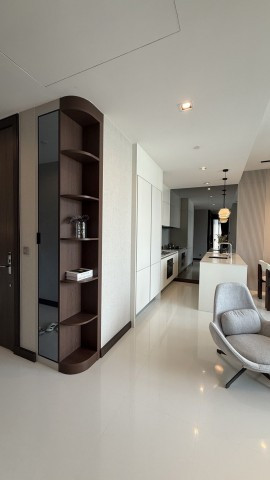 ให้เช่า คอนโด Q1 Sukhumvit ขนาด 92 ตรม. 2 นอน ทิศเหนือ วิวโล่ง ห้องใหม่ ติด BTS นานา 0 เมตร